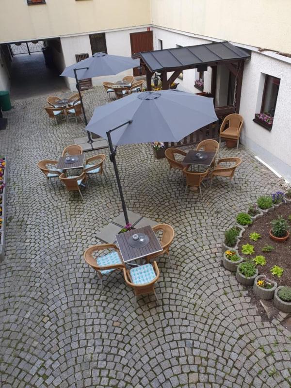 Hotel Goldener Loewe Zeulenroda-Triebes Ngoại thất bức ảnh
